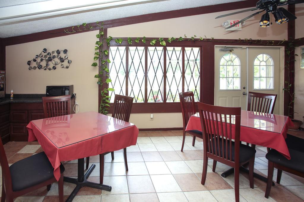 Knights Inn - Battle Creek Exterior foto