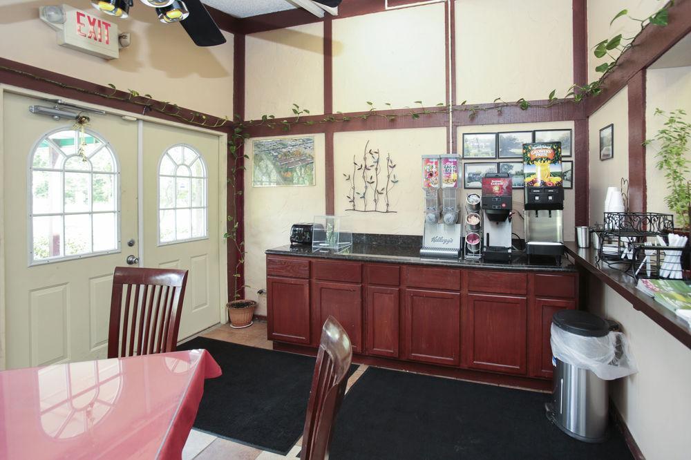 Knights Inn - Battle Creek Exterior foto
